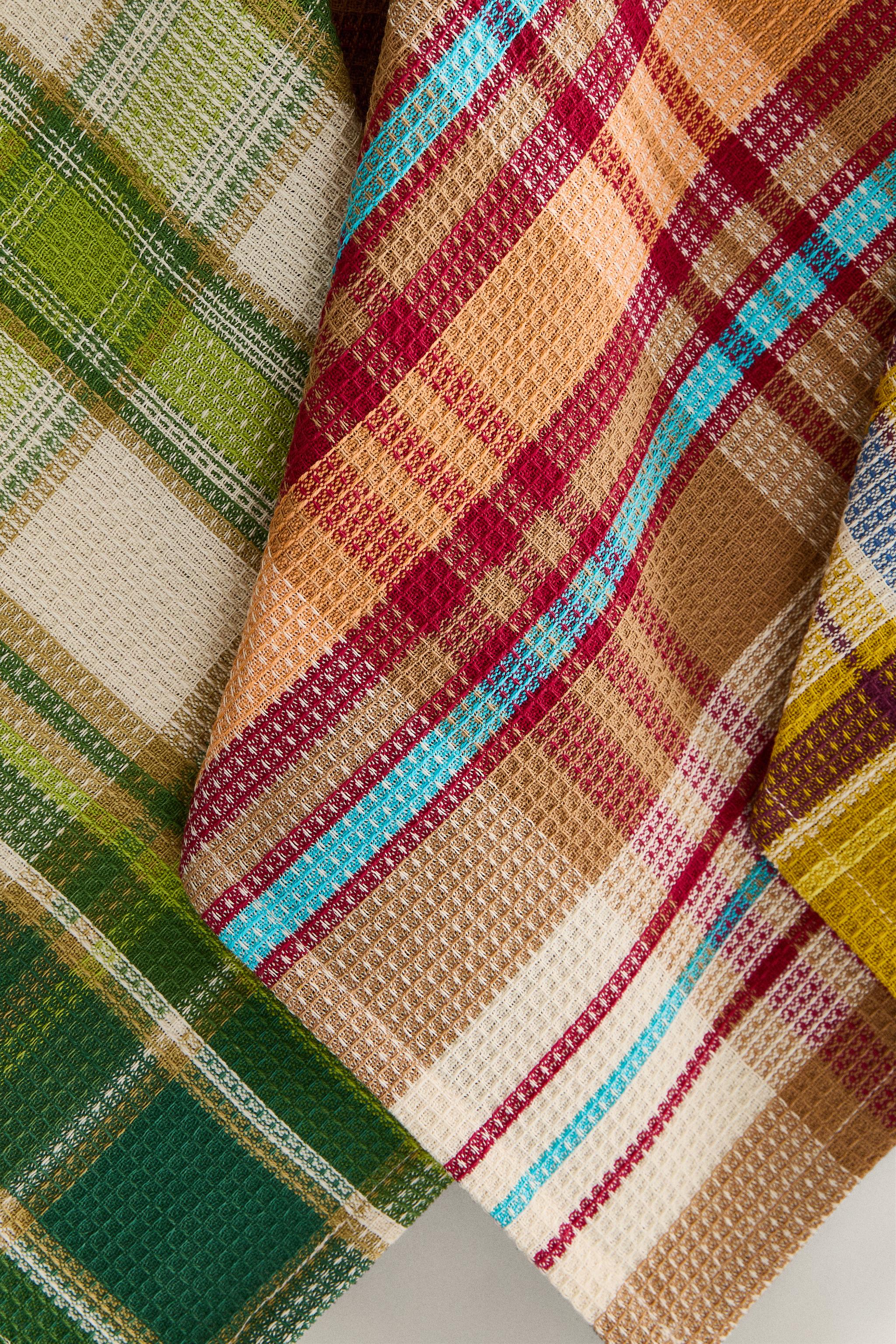 SET OF CHECK WAFFLE-KNIT KITCHEN TOWELS (SET OF 3)